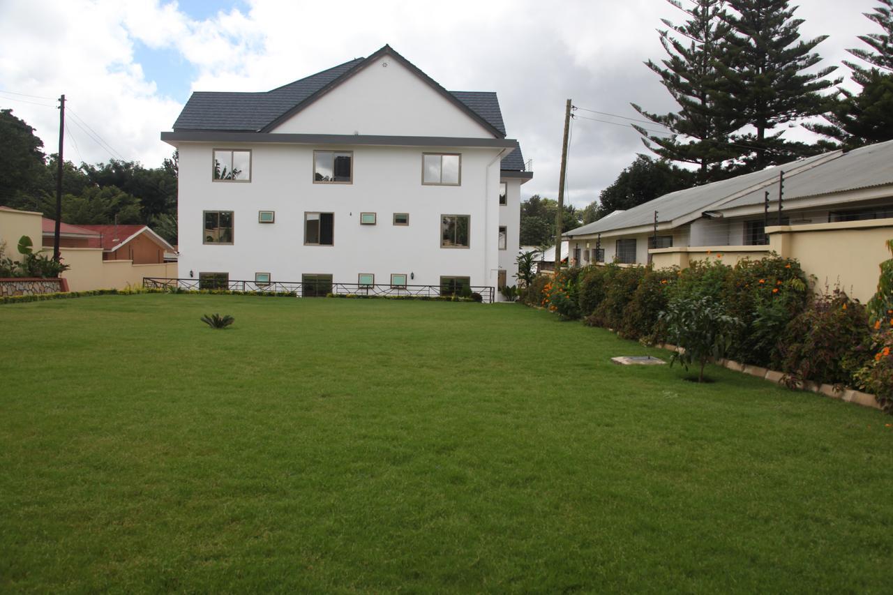 Merves Hotel Arusha Exterior foto